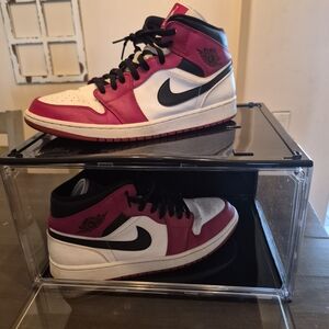 Jordan 1 Mid Chicago Toe Man Size 13m